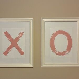 XO Wall Art Set in White Frames